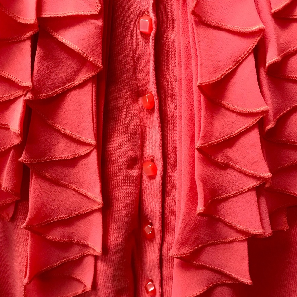 Pleated Ruffles Short-sleeve Cardi - Picture 3 of 4